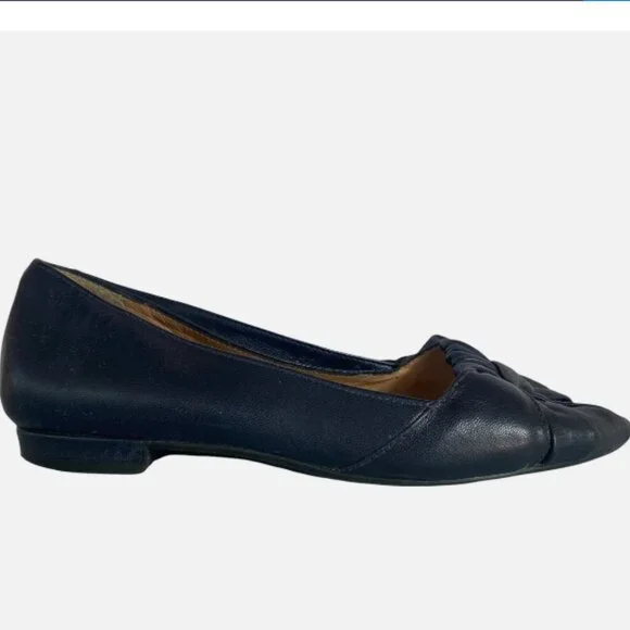 Nurture Taci Flat - Picture 1 of 7